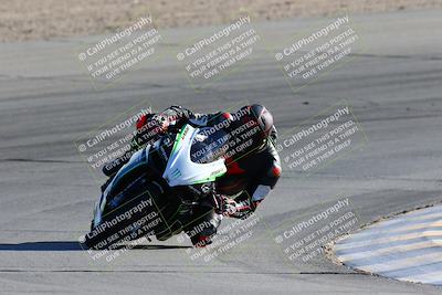 media/Jan-08-2022-SoCal Trackdays (Sat) [[1ec2777125]]/Turn 10 (2pm)/